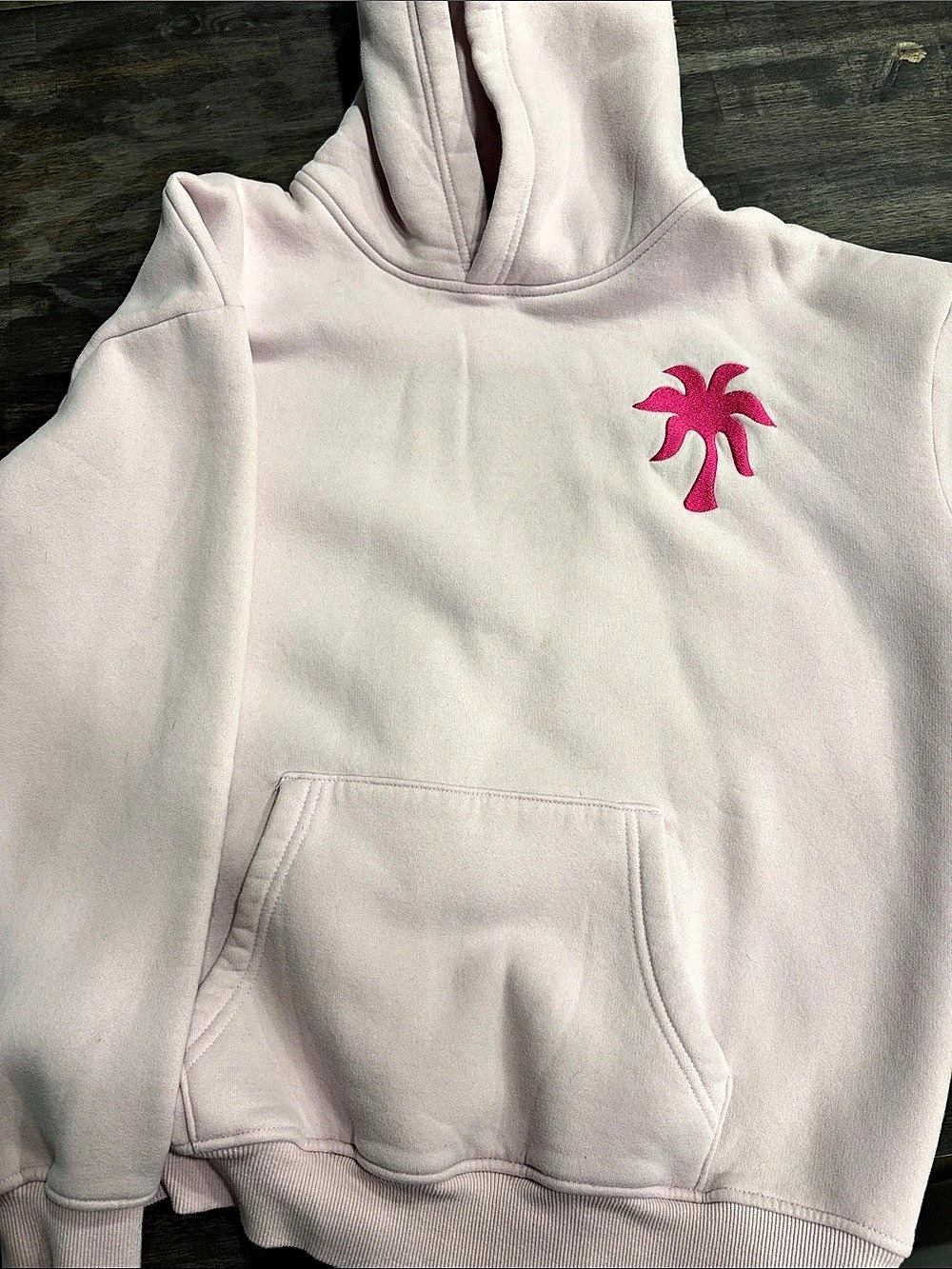 Pink Palm Puff
Hawaii Hibiscus Hoodie- Medium
Worn 2 times in great condition